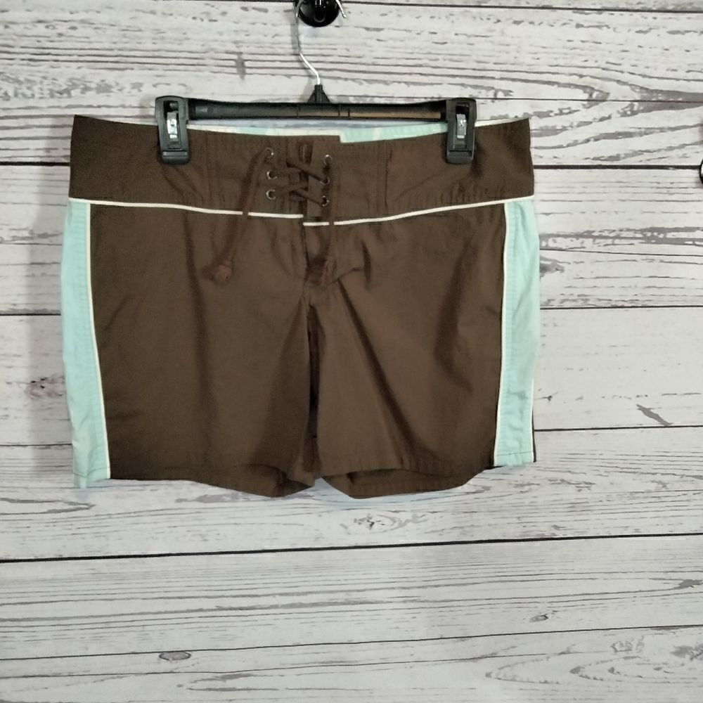 "Old Navy" woman's shorts 
